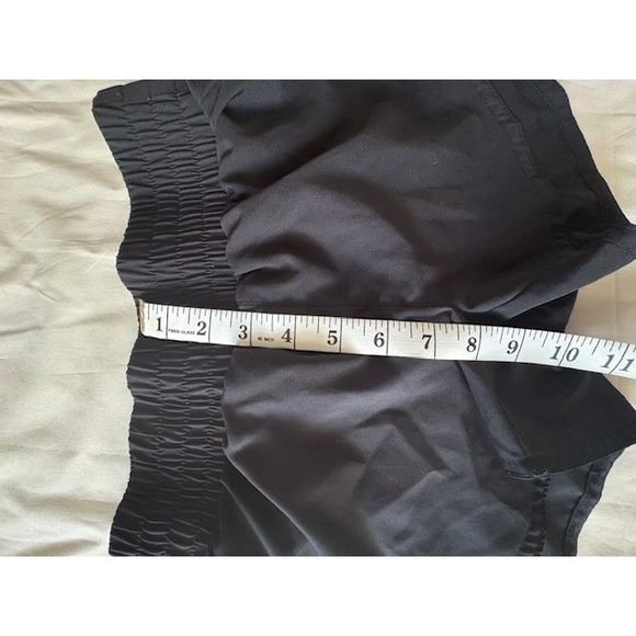 Old Navy Girls Mid Rise Active Running Shorts Elastic Waist Size M 8-9 Black - Picture 7 of 13